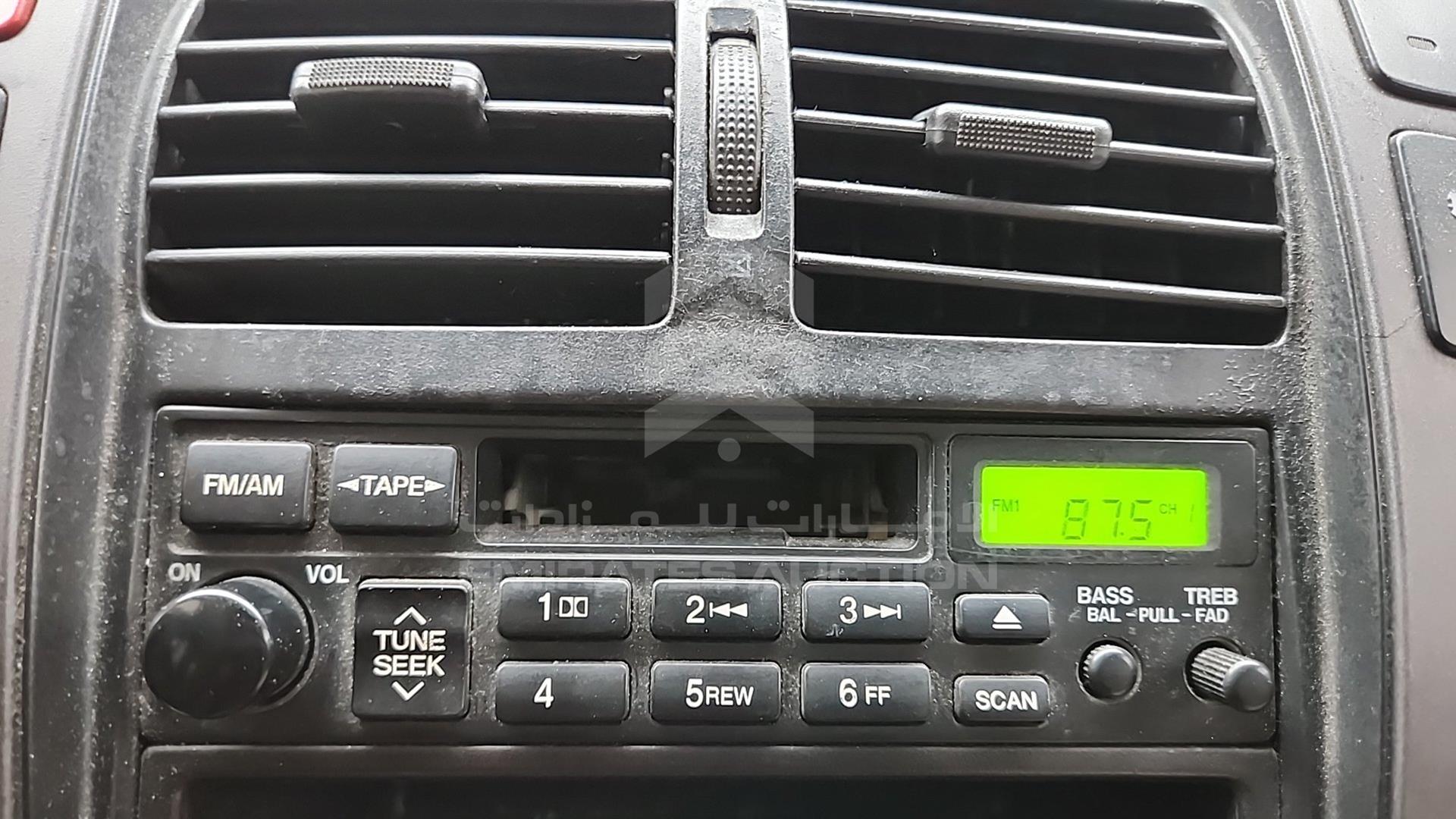 2008 HYUNDAI TUCSON VIN: KMHJM81B78U821197