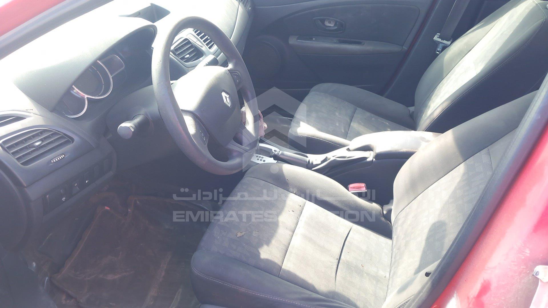 2013 RENAULT FLUENCE VIN: VF1LZLET6DC268903