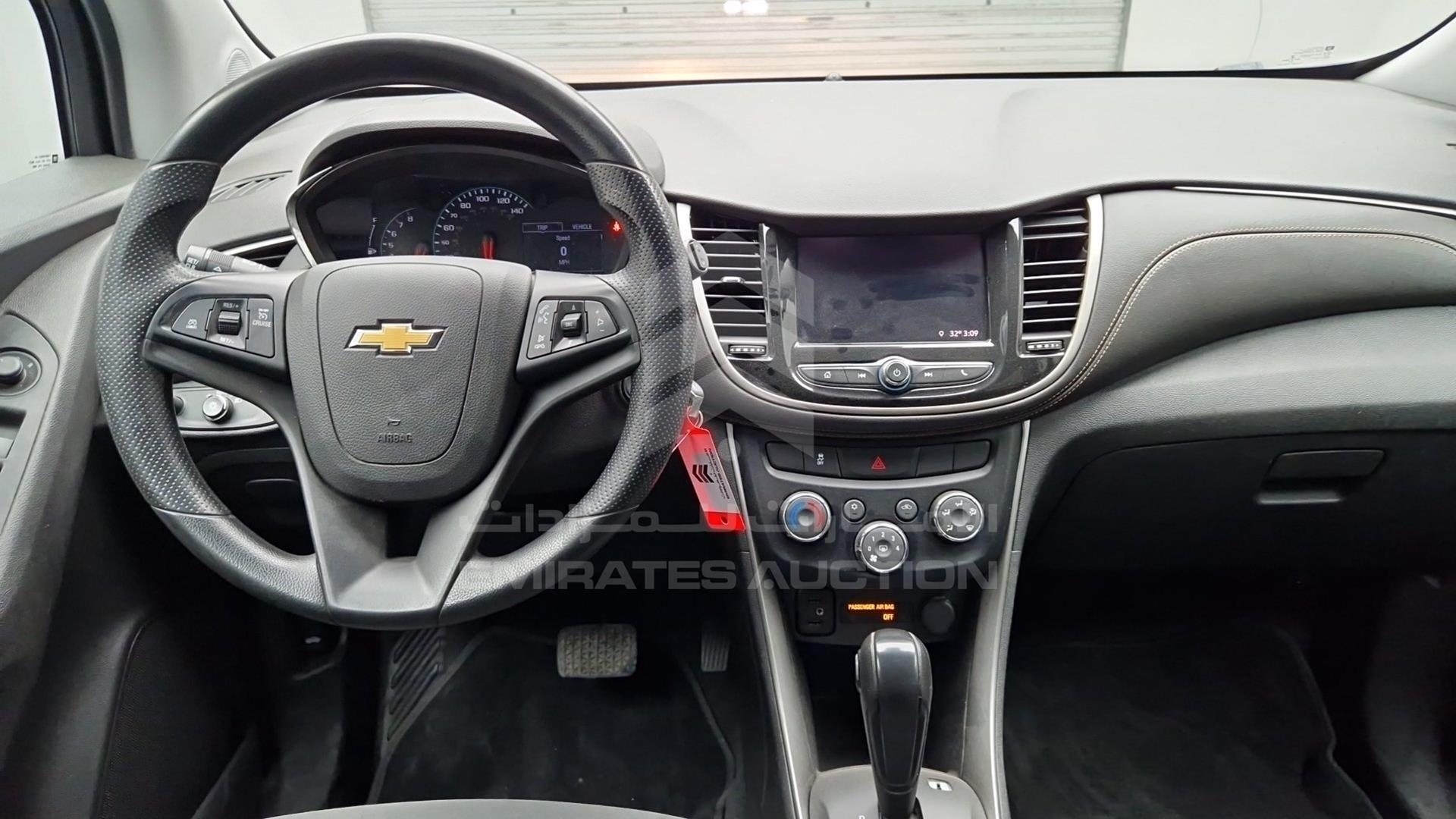 2020 CHEVROLET TRAX VIN: 3GNCJKSB2LL306166