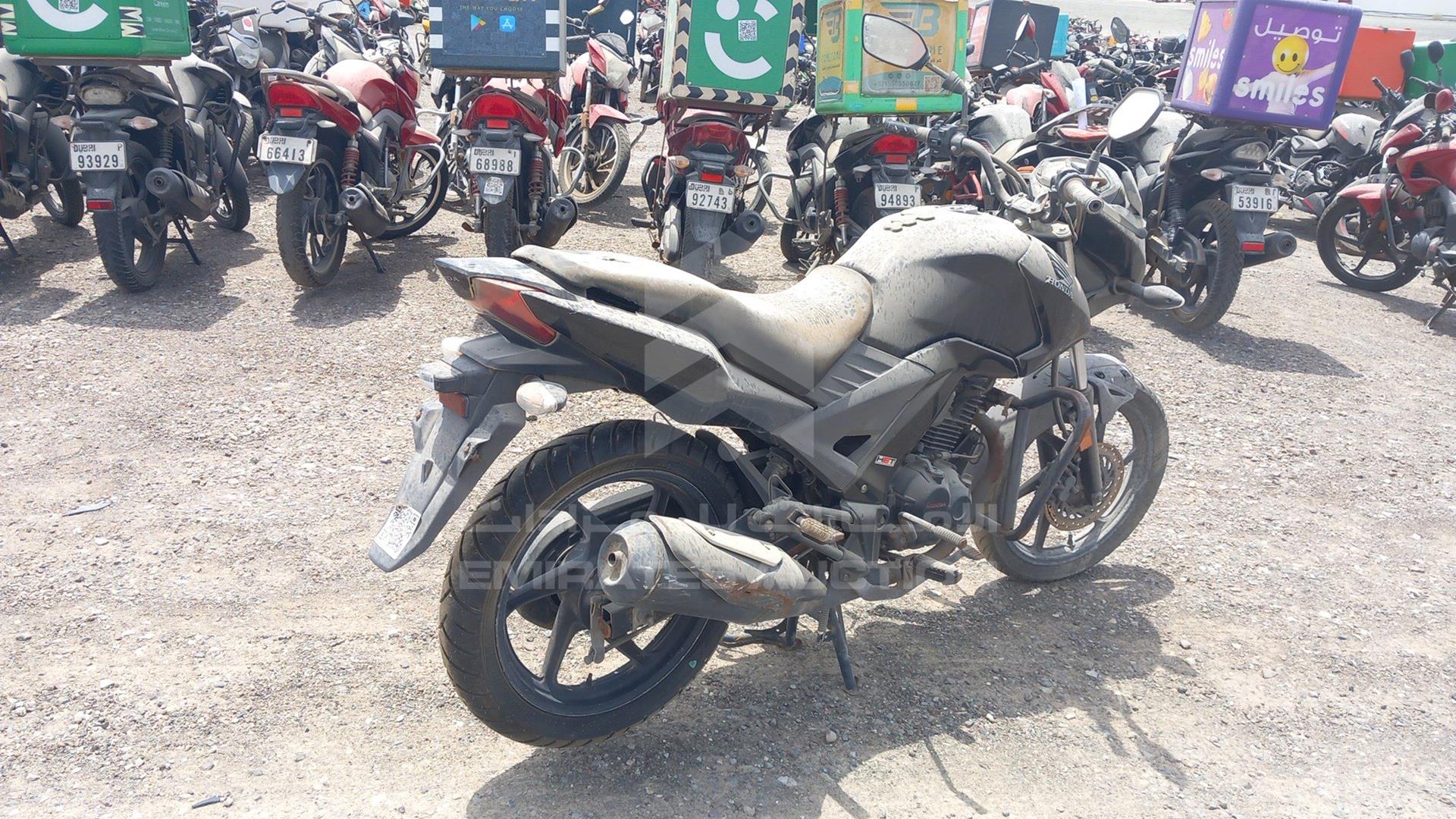 2020 HONDA UNICORN 160 VIN: ME4KC20D1LA005239