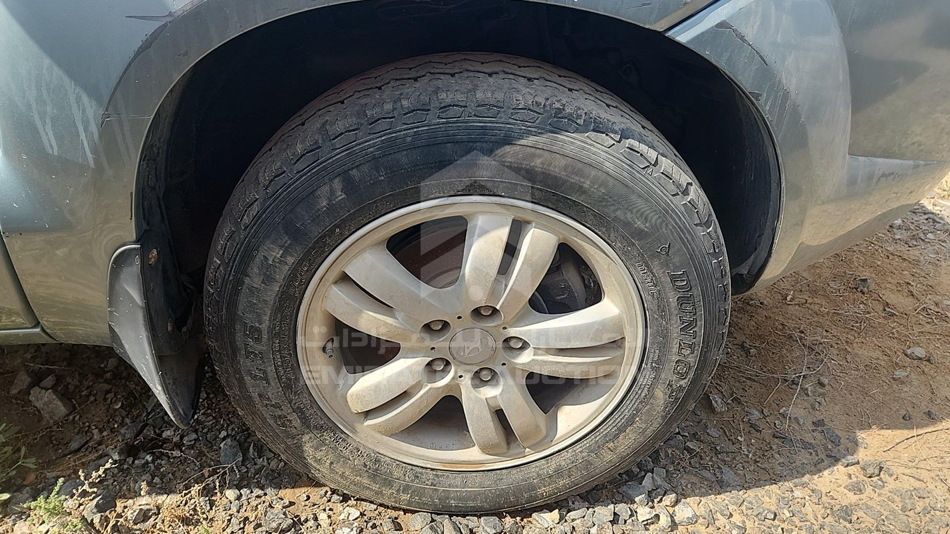 2006 HYUNDAI TUCSON VIN: KMHJM81D76U311639