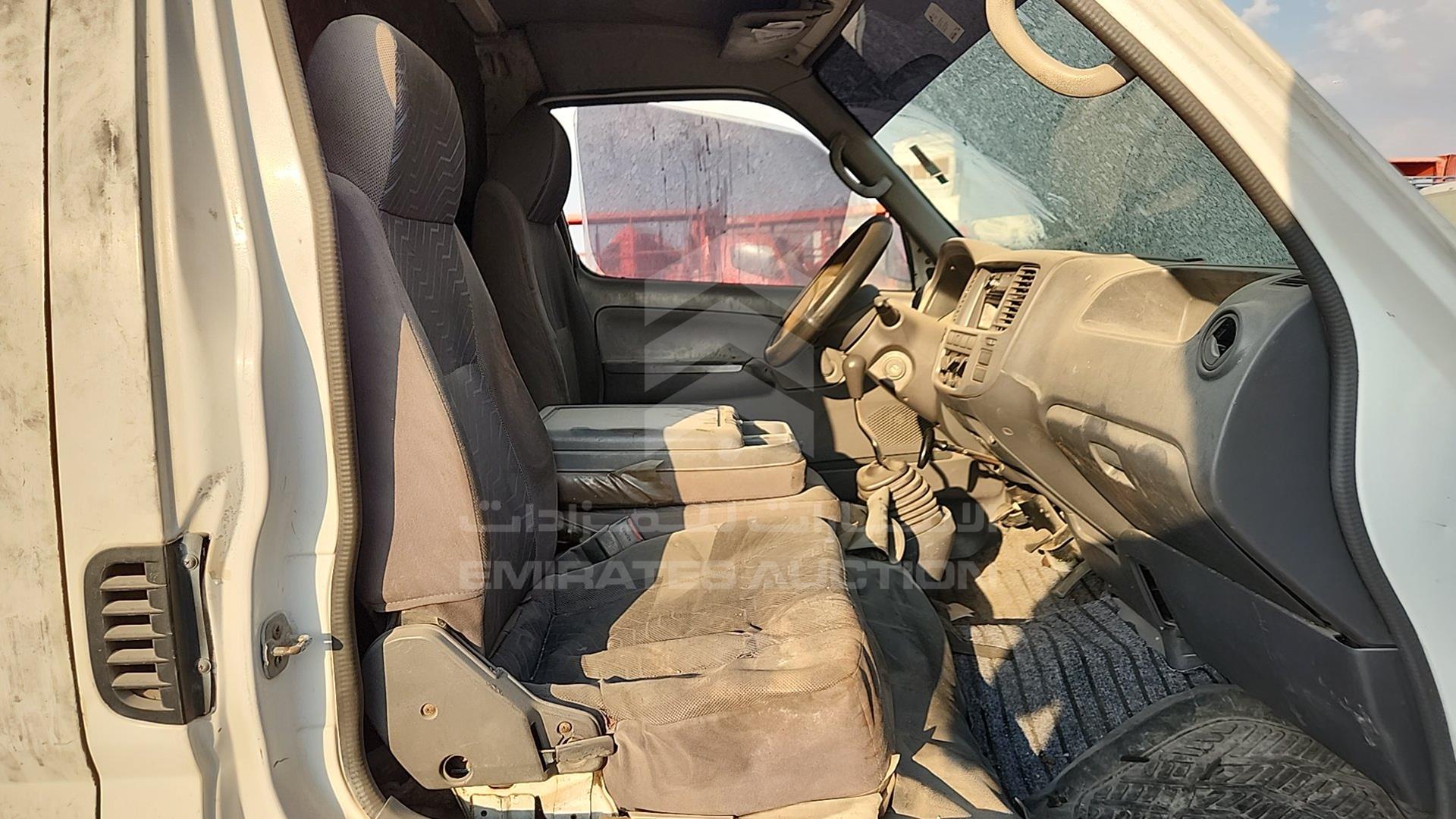 2006 NISSAN URVAN VIN: JN6FE52SX6X408204