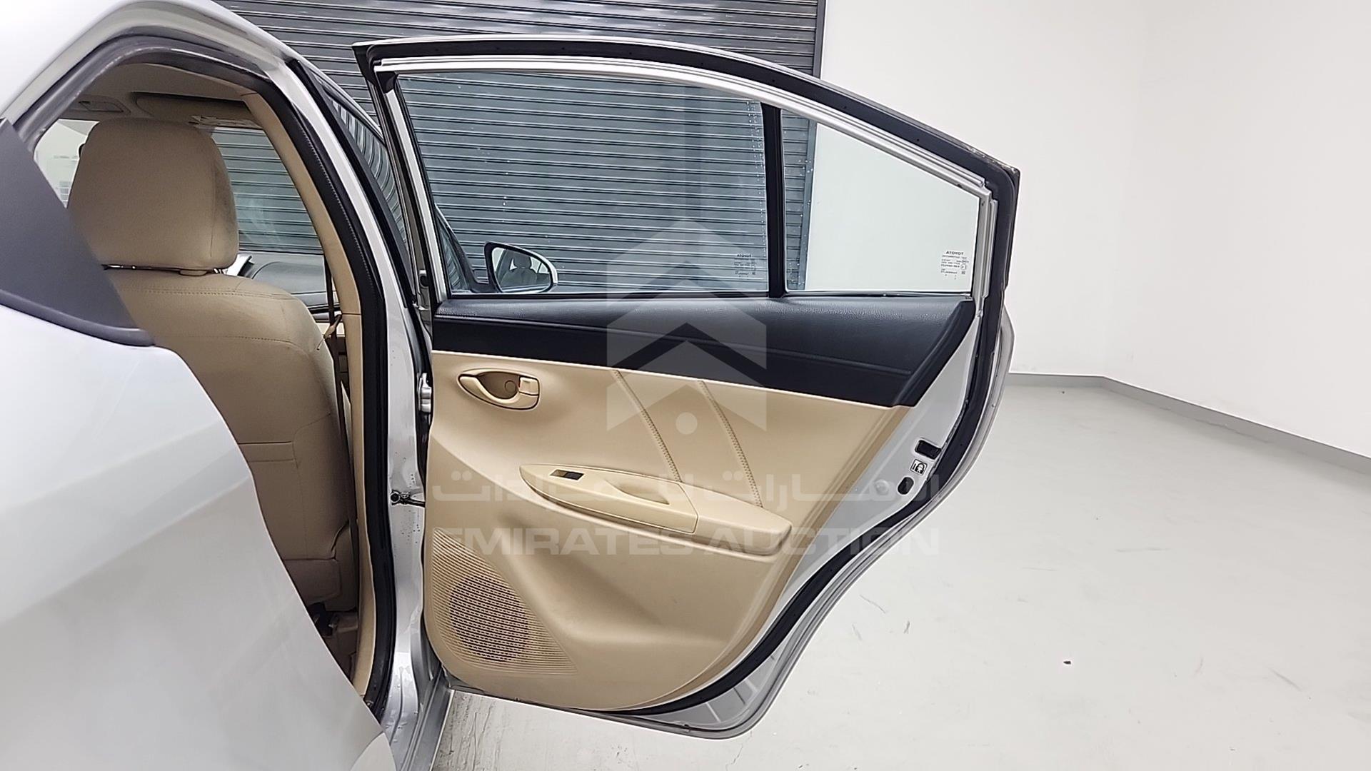 2015 TOYOTA YARIS VIN: MHFBT9F36F6036632