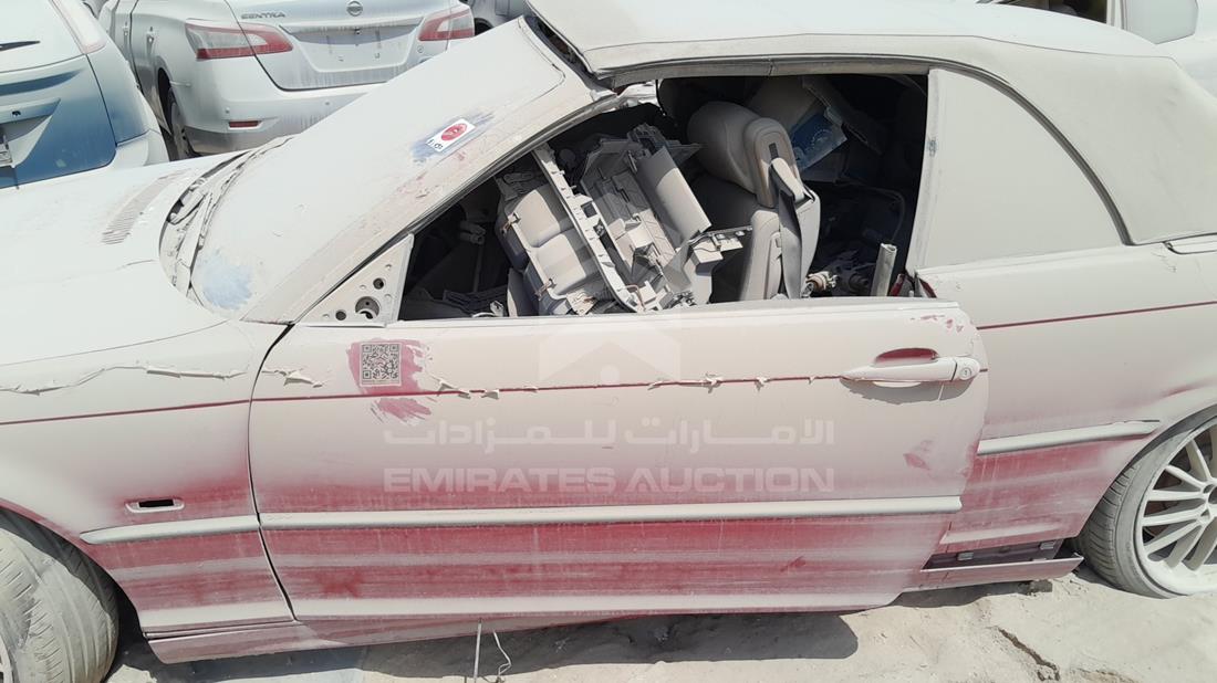 بي ام دبليو 330 2003 — الباب الأمامي الأيسر — صورة 9