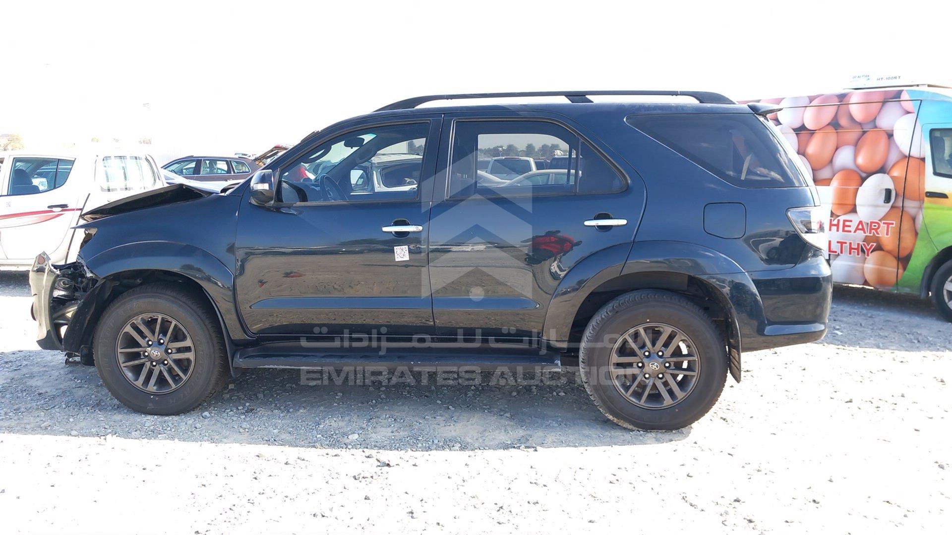 2015 TOYOTA FORTUNER VIN: MHFYU59G4F7039540