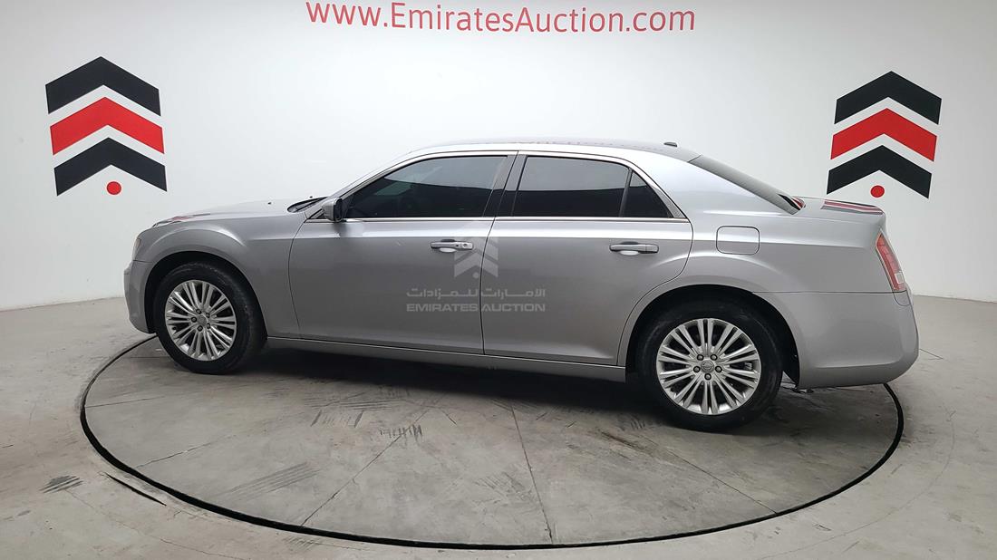 2014 Chrysler 300 for sale in UAE 2C3CCAGGXEH184786 435098