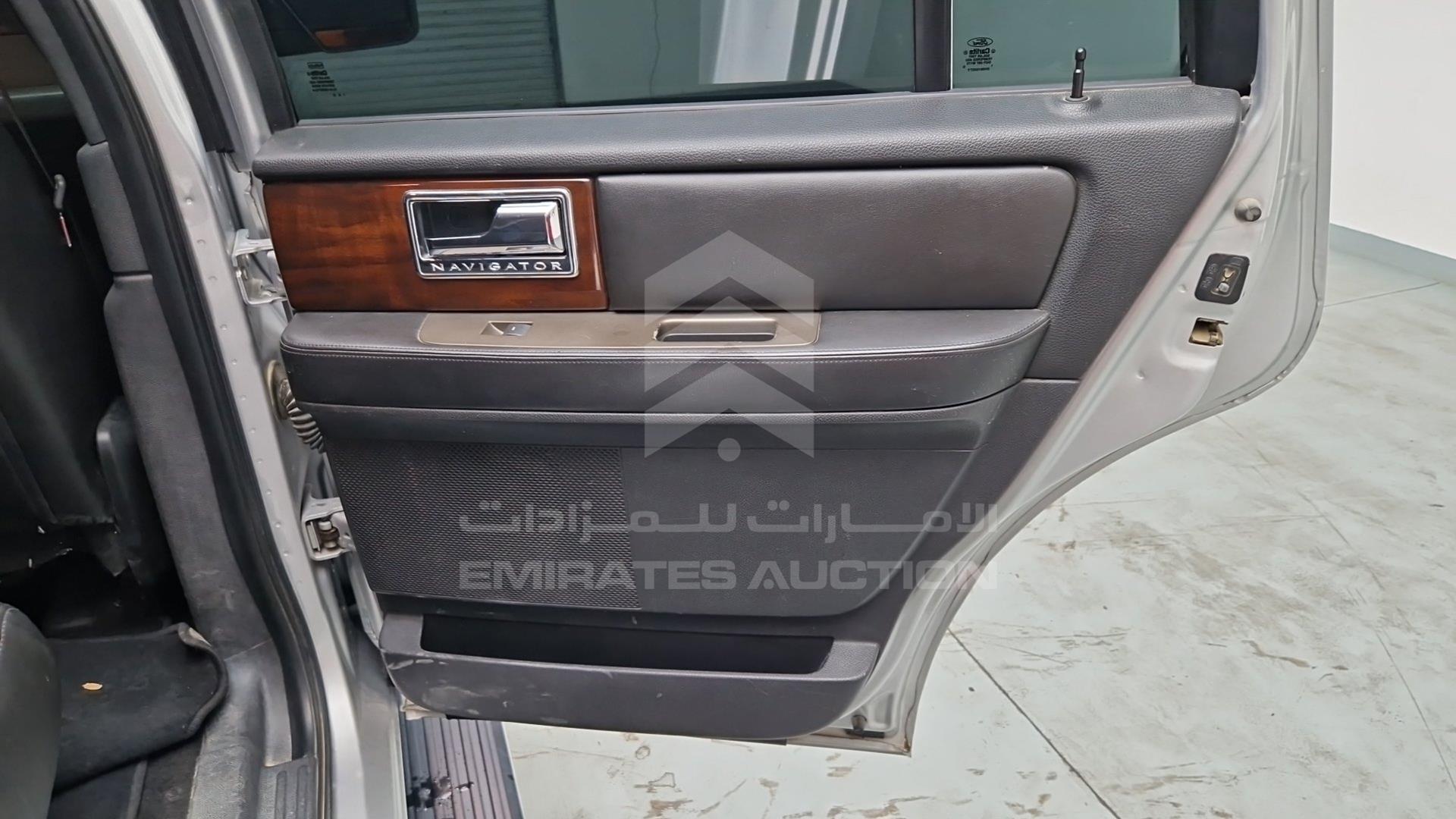 2012 LINCOLN NAVIGATOR VIN: 5LMJJ2J50CEL02041