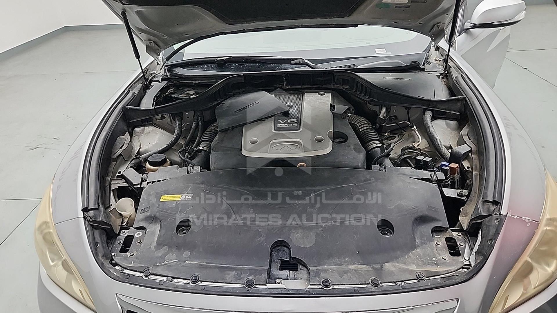 2018 INFINITI Q70 VIN: JNKBY1AP9JM370178