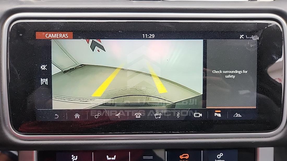 2020 Range Rover — Entertainment Systems & Camera Monitor & Navigation — Photo 20
