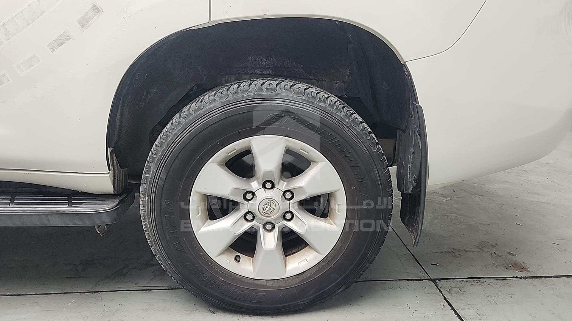 2011 TOYOTA PRADO VIN: JTEJU9FJ9B5018625