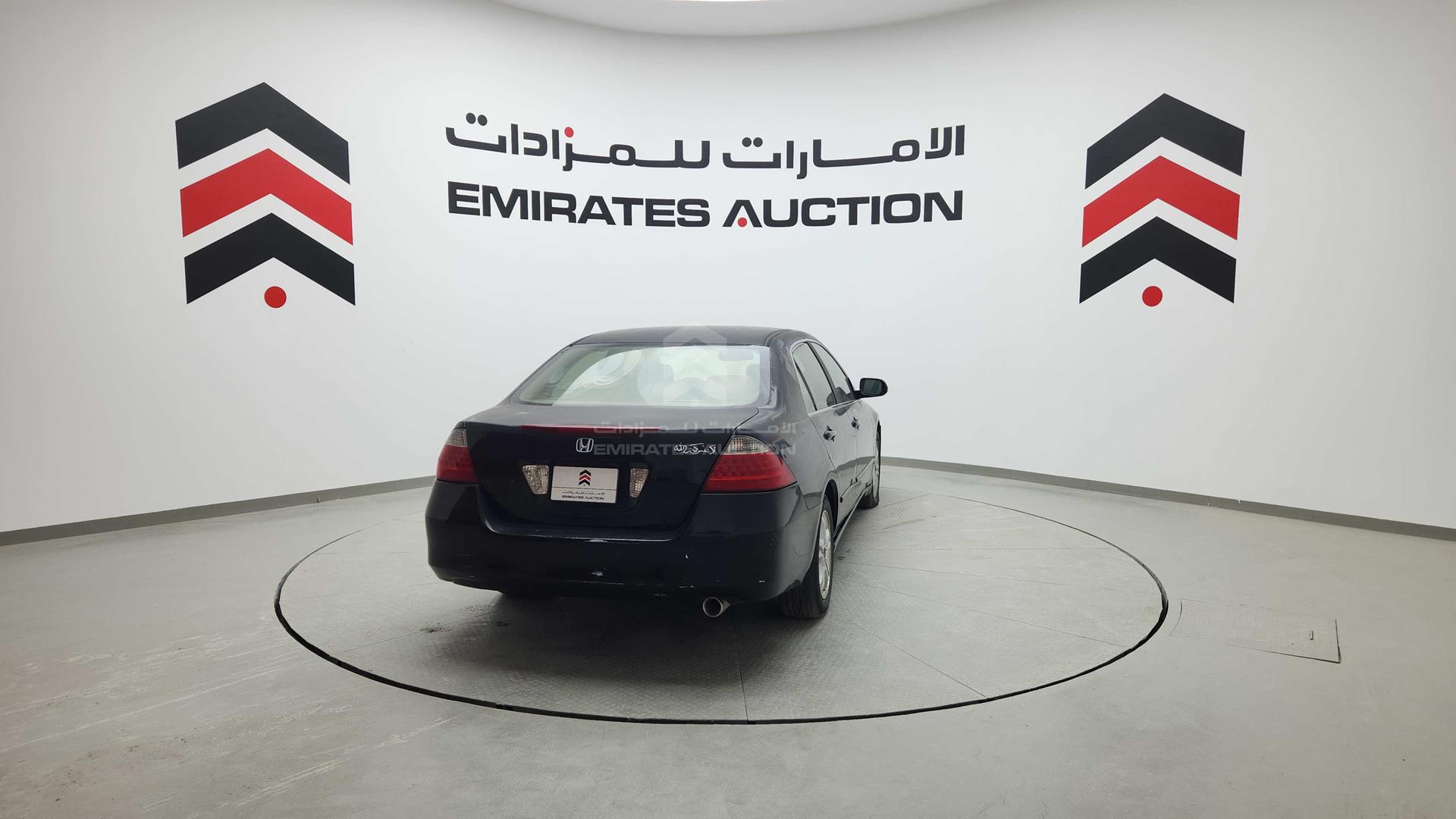 2006 HONDA ACCORD VIN: JHMCM567X6C404769