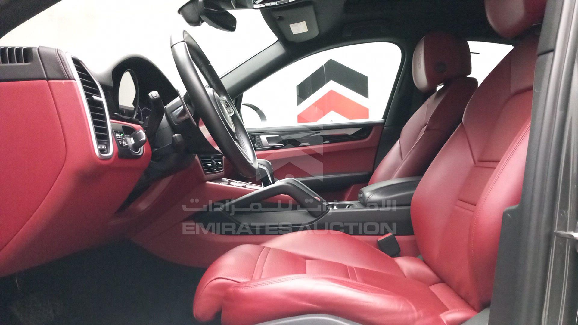 2020 PORSCHE CAYENNE VIN: WP1BA2AY0LDA47899