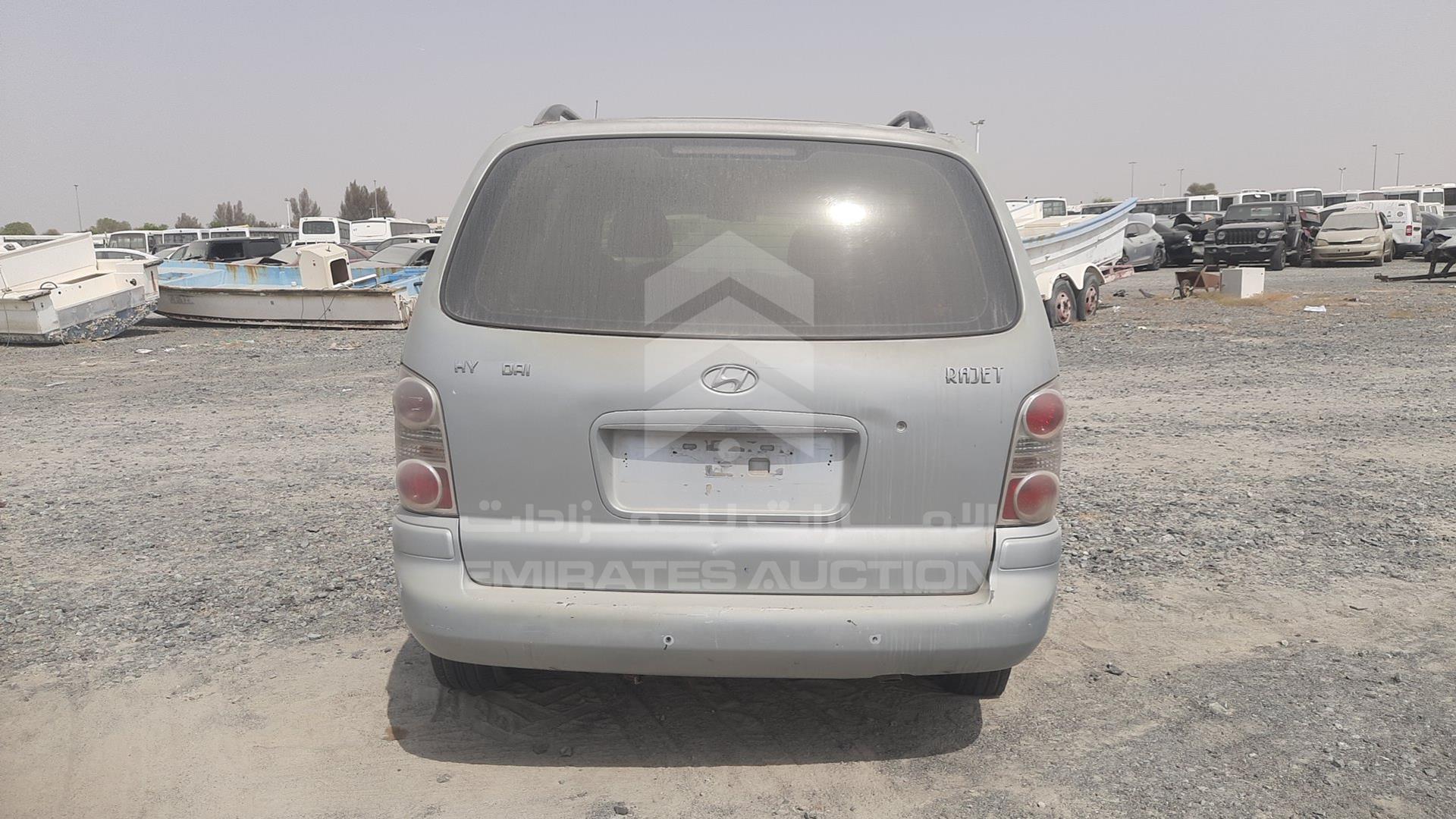 2006 HYUNDAI TRAJET VIN: KMHMG81CX6U277143
