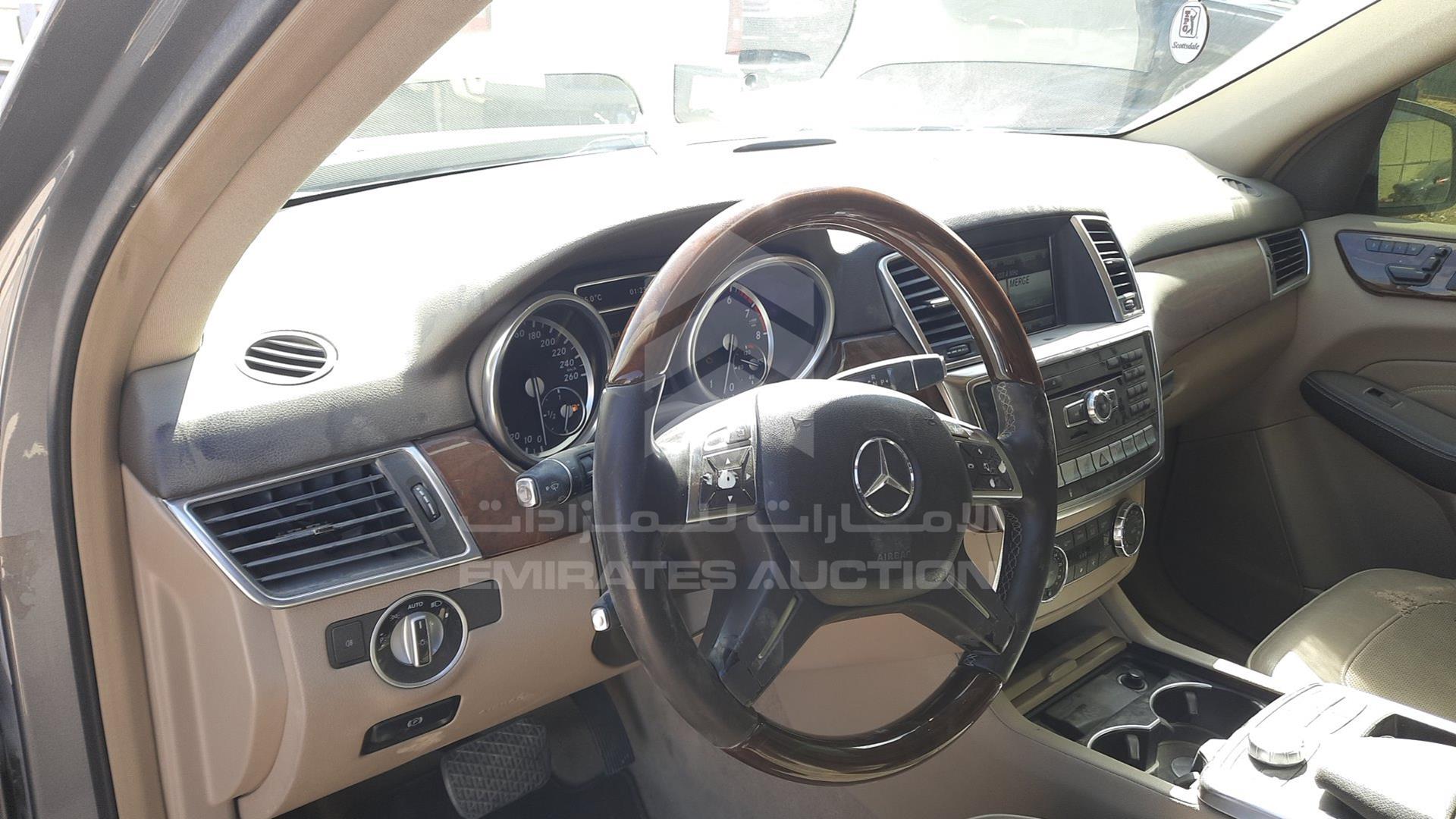 0 MERCEDES ML 500 VIN: WDCDA7DB7DA123811
