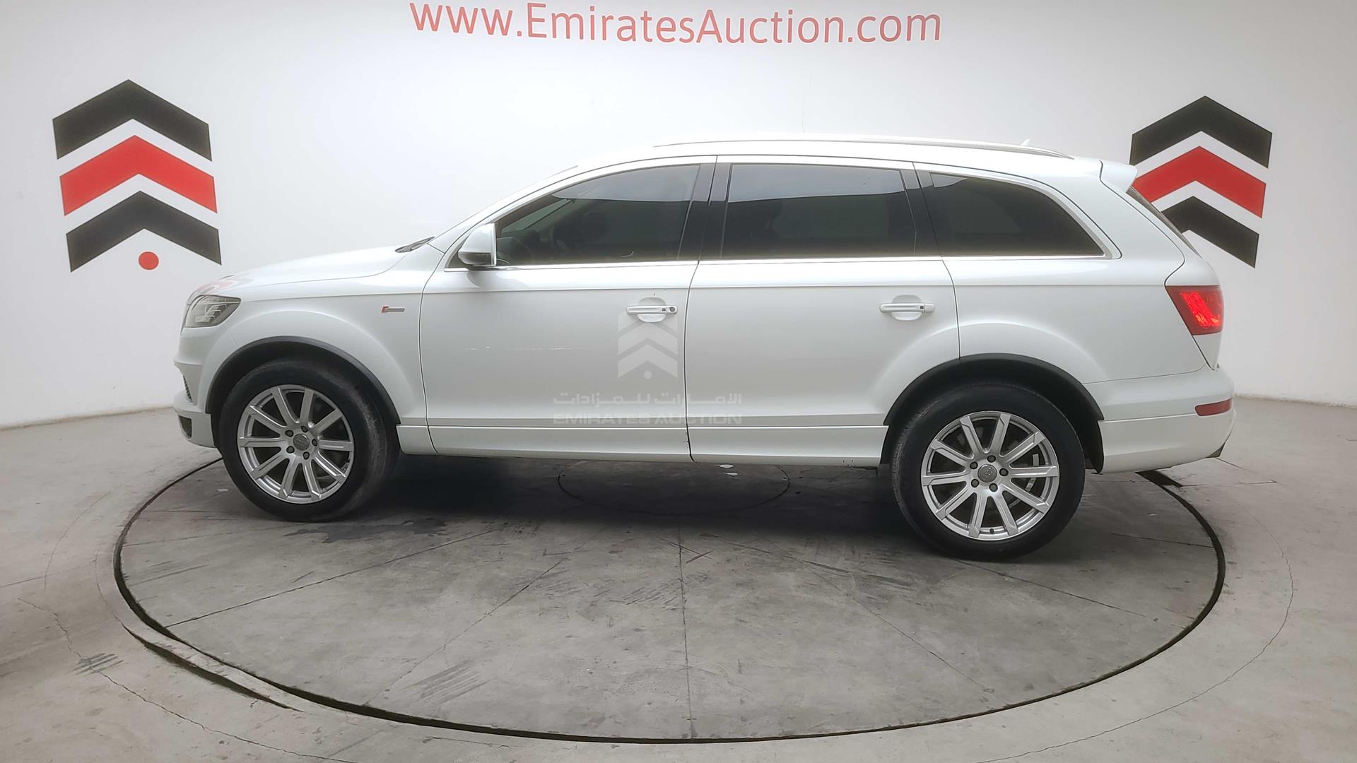2013 AUDI Q7 VIN: WA1AGDFE2DD004733