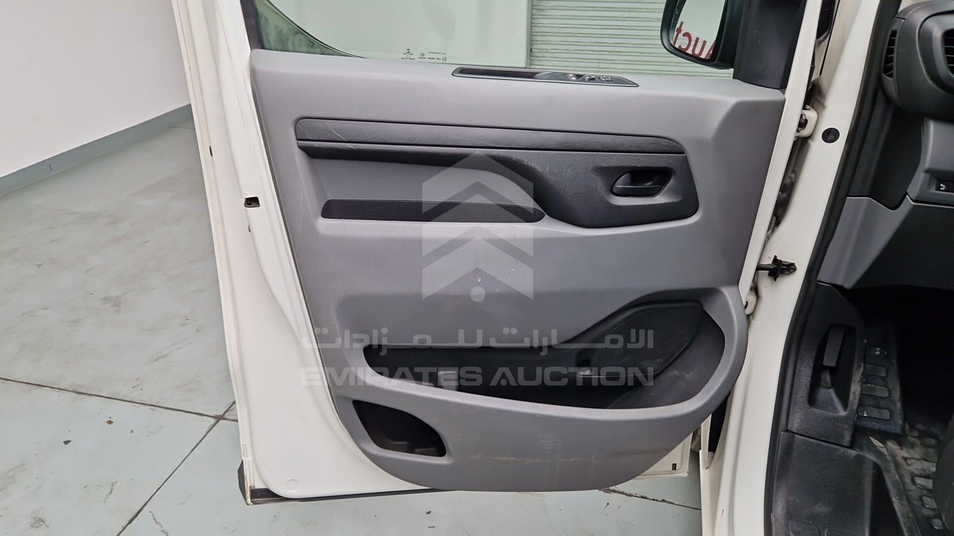 2018 PEUGEOT EXPERT VIN: VF3VEAHX4JZ001850