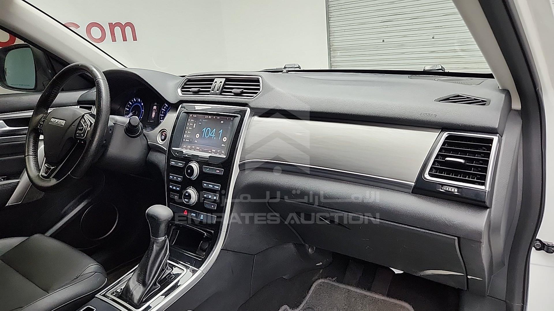 2018 HAVAL H2 VIN: LGWEE4A44JH903553