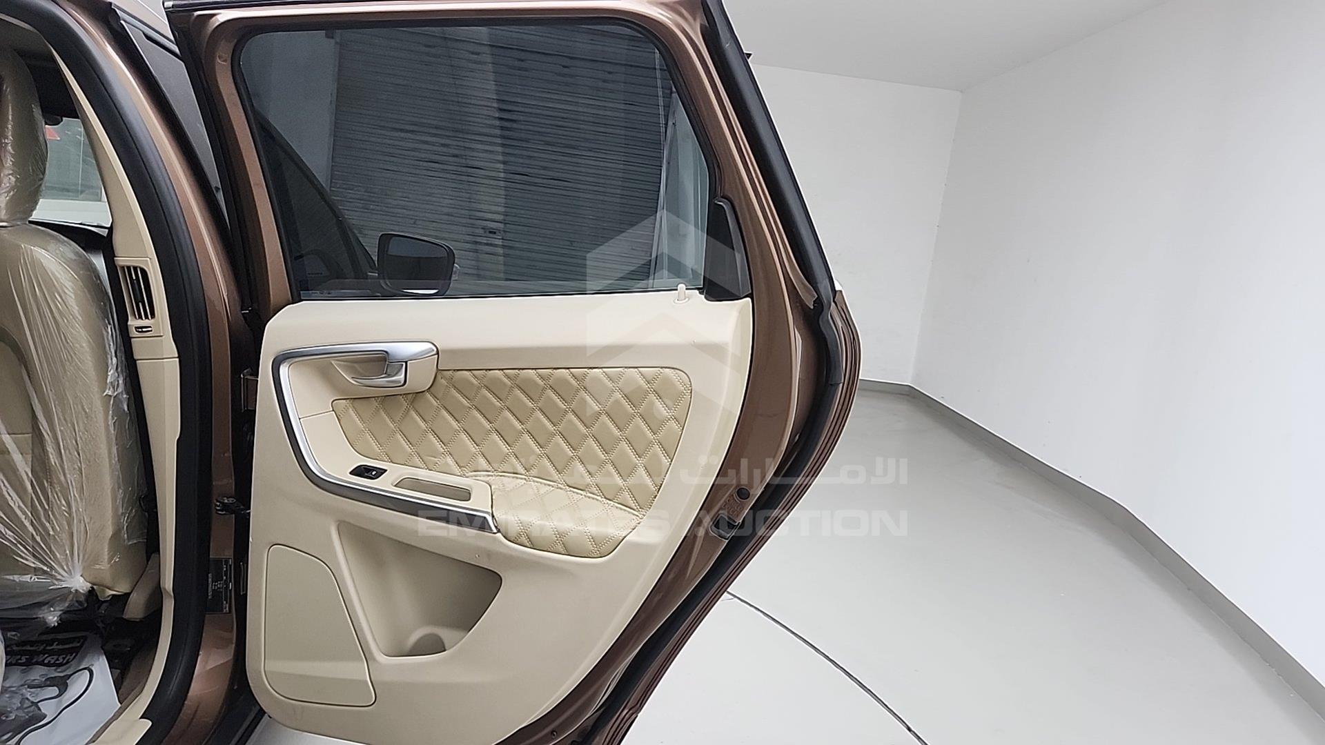 2010 VOLVO XC 60 VIN: YV1DZ9956A2088305
