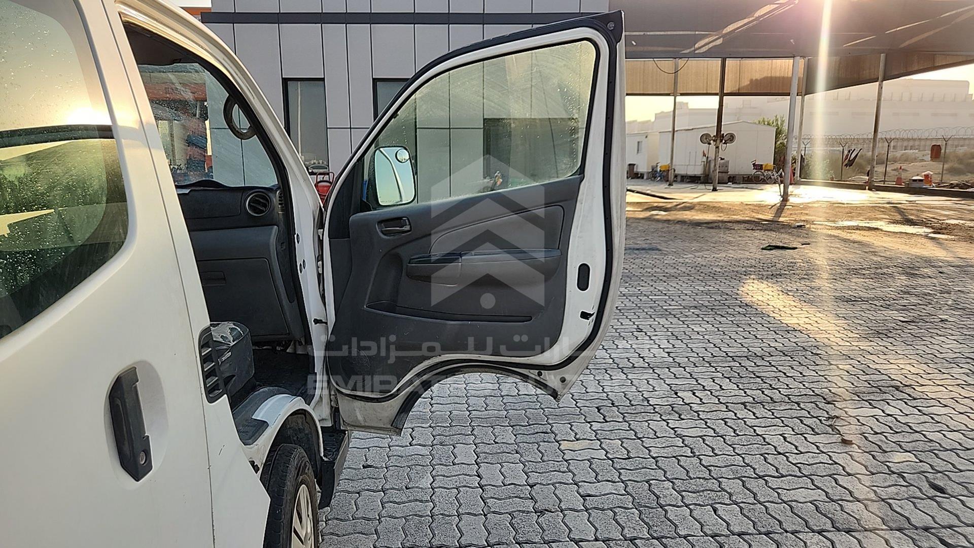 2015 NISSAN URVAN VIN: JN6BE6DS3F9012234