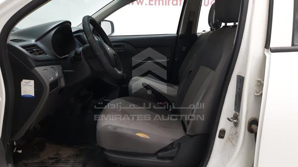MMBJNKJ30GH045283 Mitsubishi L 200