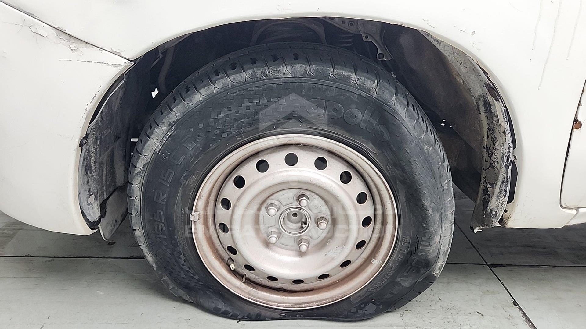2007 TOYOTA HILUX VIN: MR0AX12G770006728