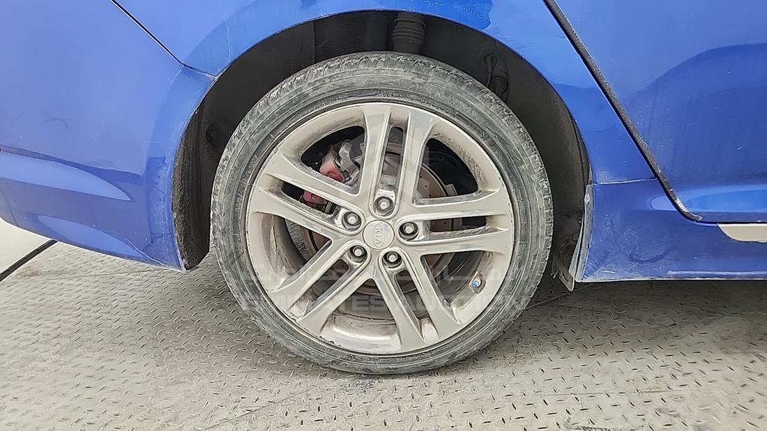 2013 Kia Optima — Rear Right Tyre — Photo 39