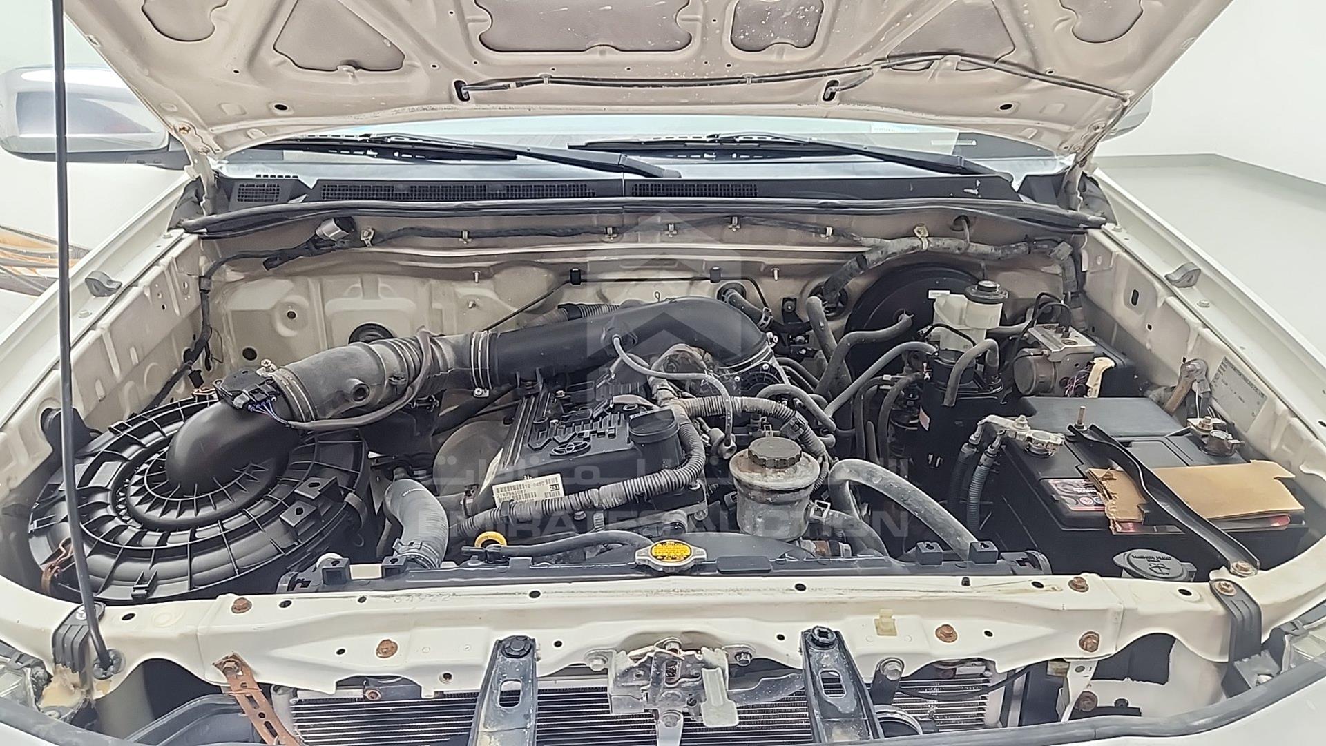 2015 TOYOTA HILUX VIN: MR0EX12G8F2357748