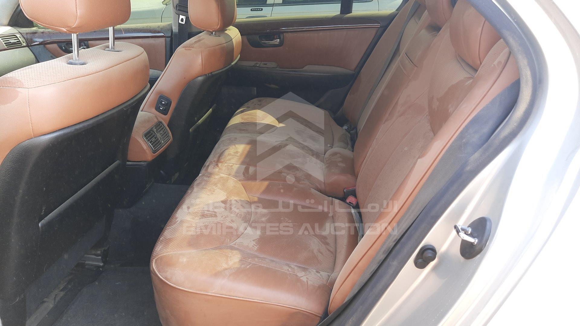 2002 LEXUS LS 430 VIN: JTHBN30F620066201