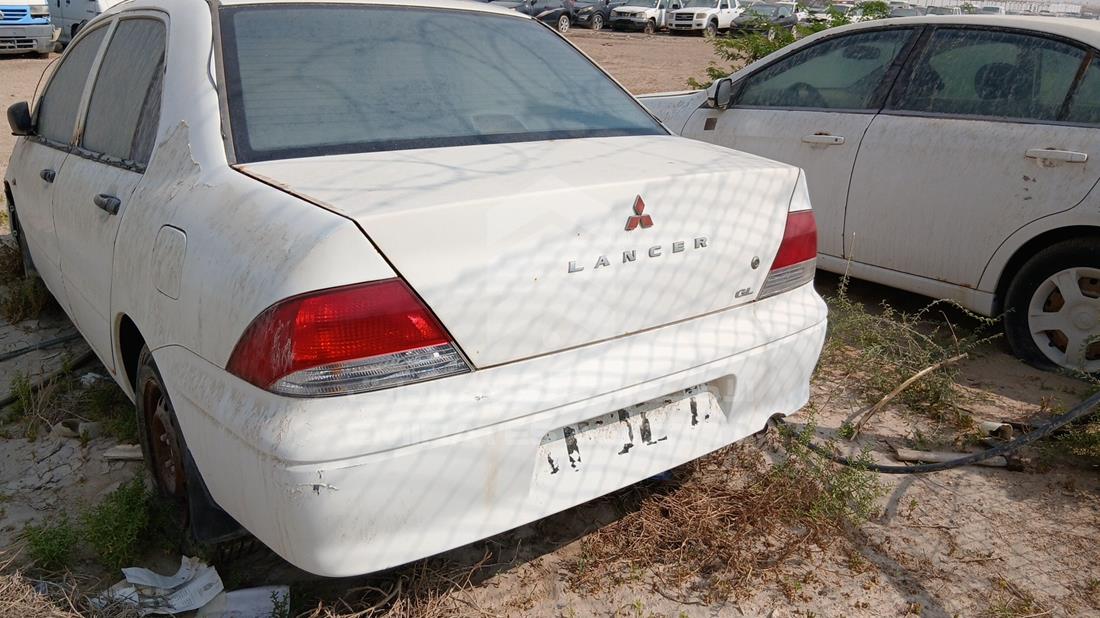 2002 Mitsubishi Lancer — Rear View — Photo 7