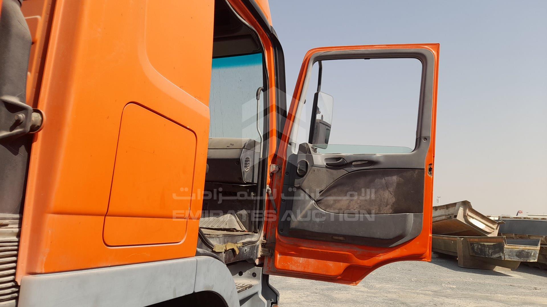 2005 MERCEDES ACTROS VIN: WDB9301631L017153