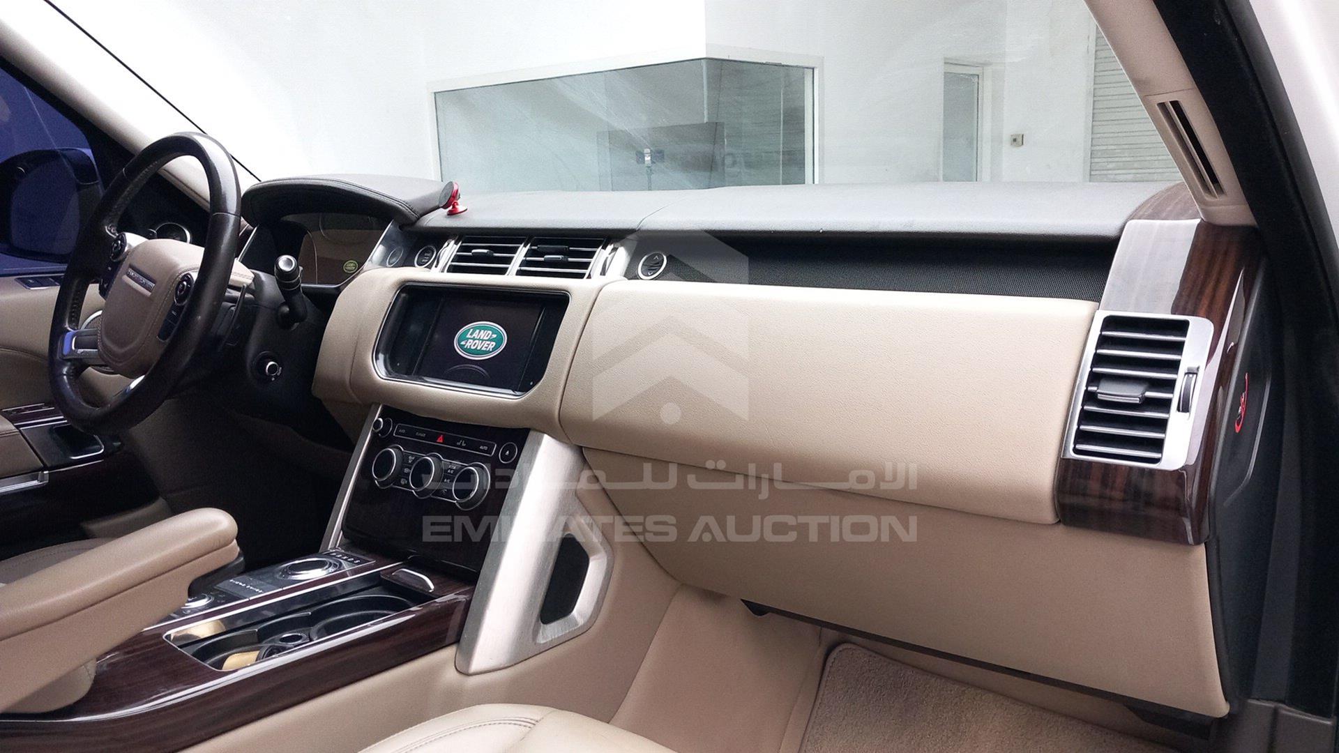 2014 RANGE ROVER VOGUE VIN: SALGA2DF6EA132437