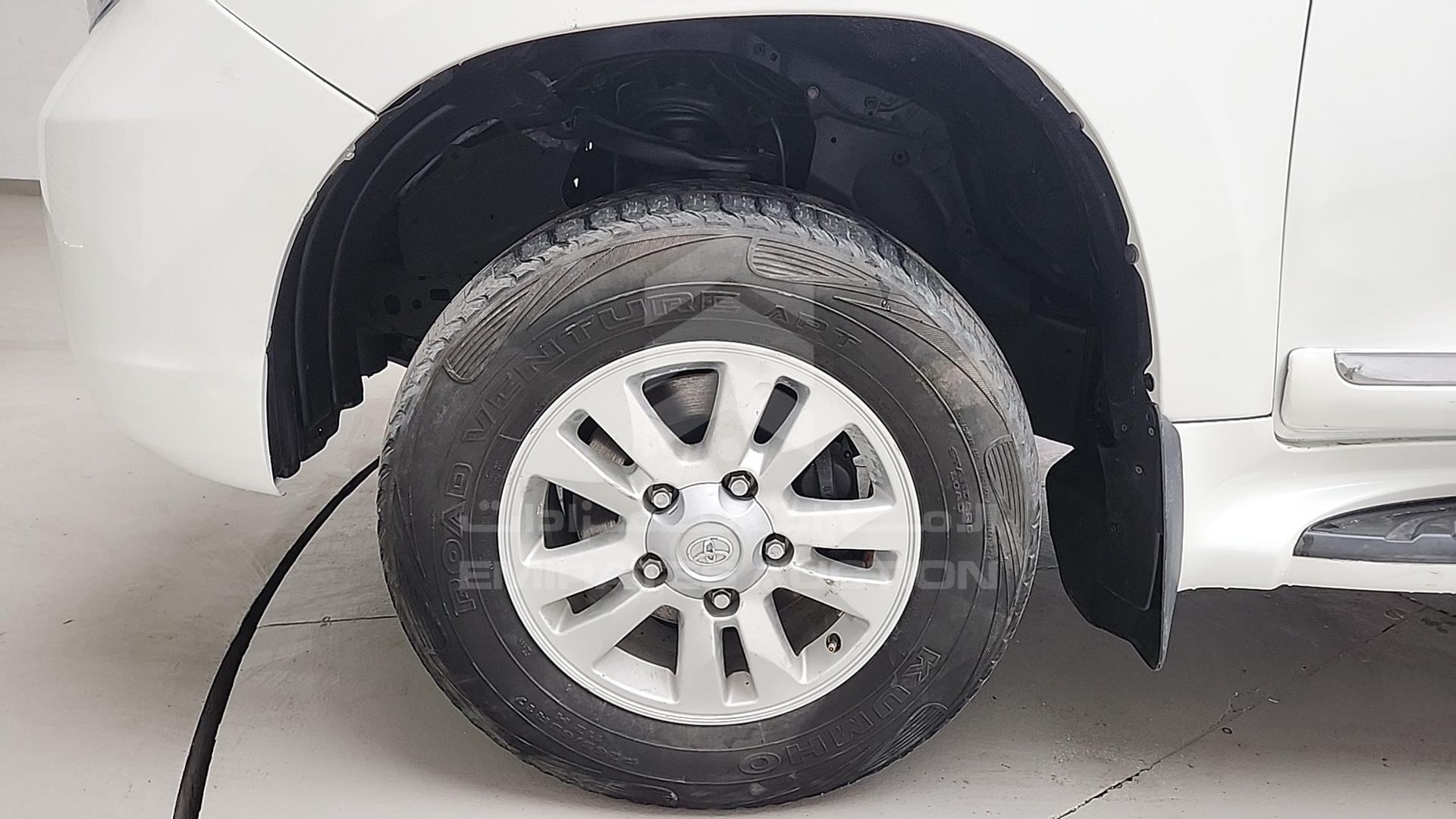 2010 TOYOTA LAND CRUISER VIN: JTMHU09J8A5031360