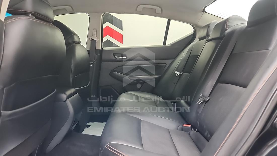 نيسان التيما 2019 — زاوية الراكب الخلفي اليسرى — صورة 23