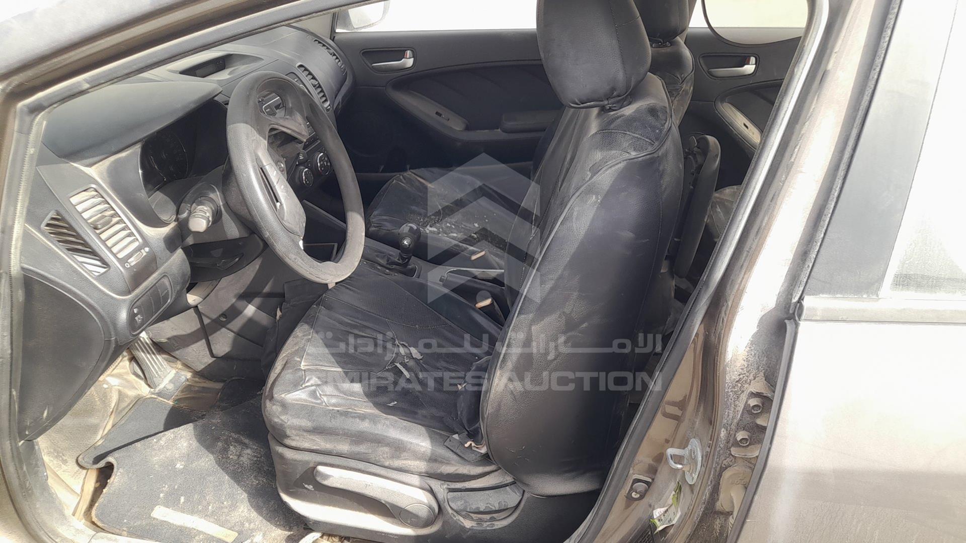 2015 KIA CERATO VIN: KNAFJ4113F5891562