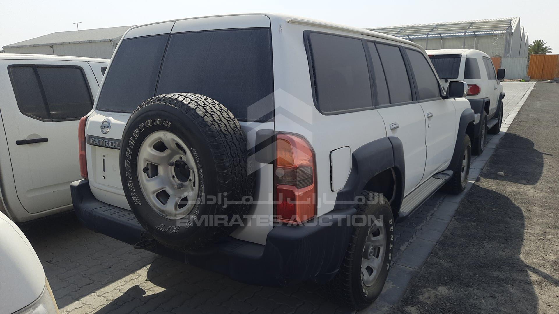 2010 NISSAN PATROL VIN: JN8FY15Y6AX581363
