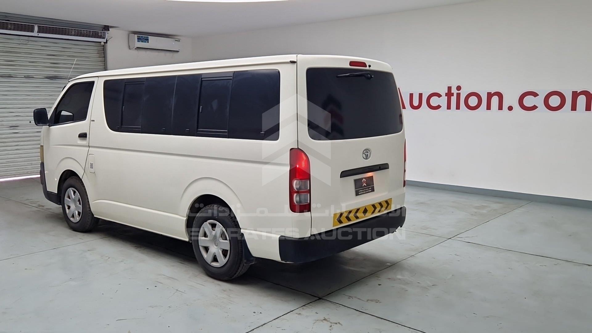 2007 TOYOTA HIACE VIN: JTGJX02P575007665