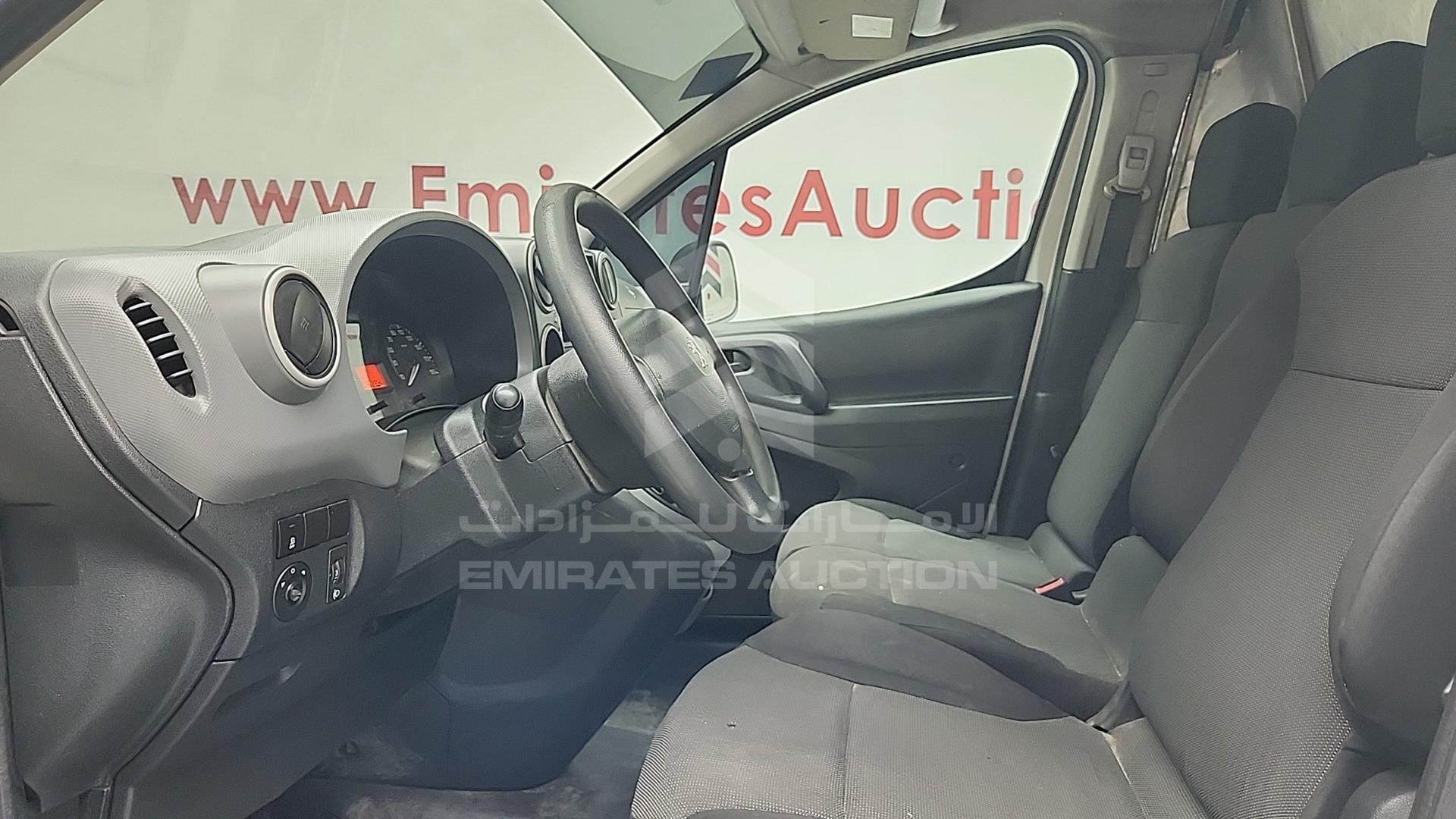 2018 PEUGEOT PATNER VIN: VF37FNFUXJJ516839