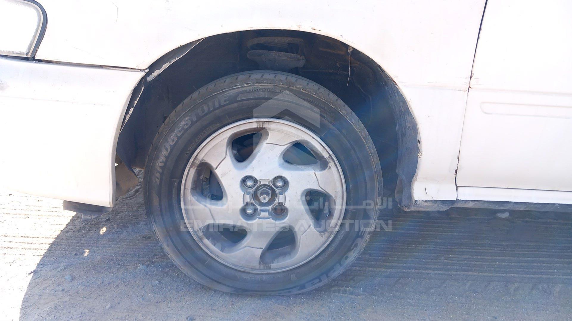 1999 NISSAN SUNNY VIN: JN1BB41S7XW005975
