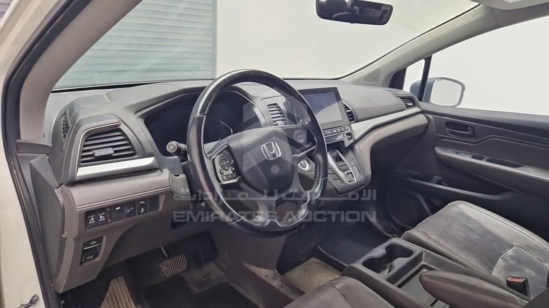 2018 Honda Odyssey — Front Left Driver Dashboard View — Photo 15