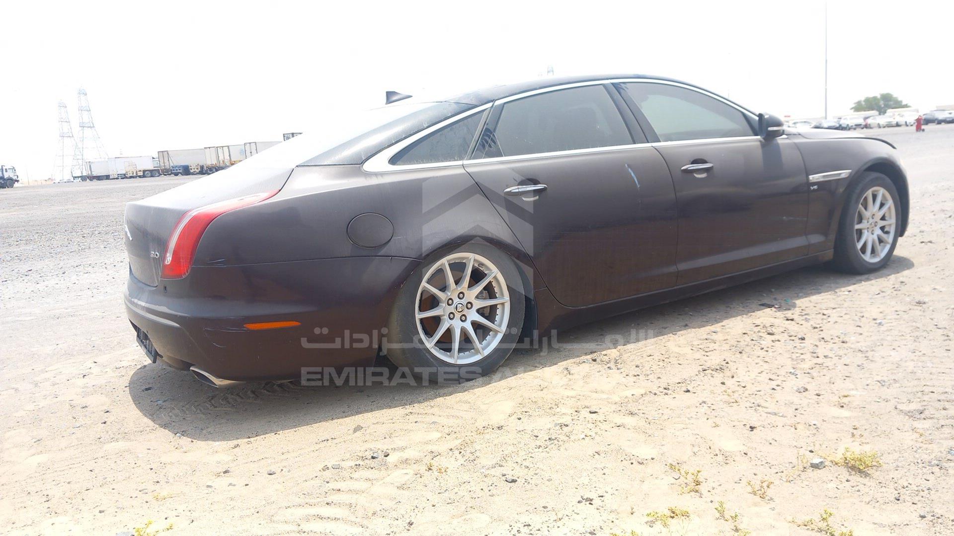 2013 JAGUAR X J VIN: SAJAA20A6D8V50981