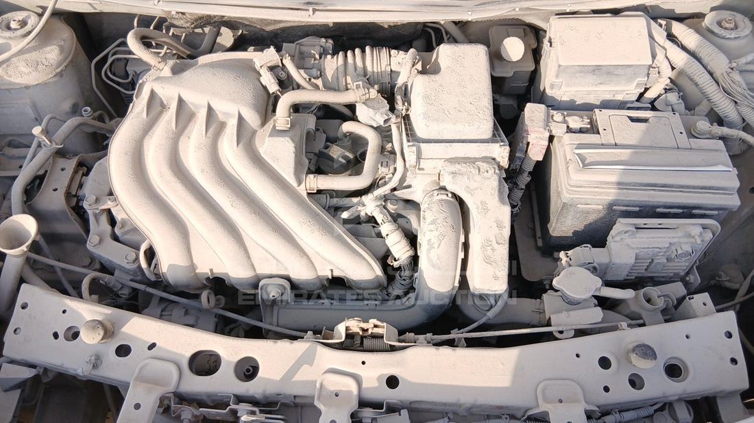 نيسان صني 2012 — خليج المحرك — صورة 28