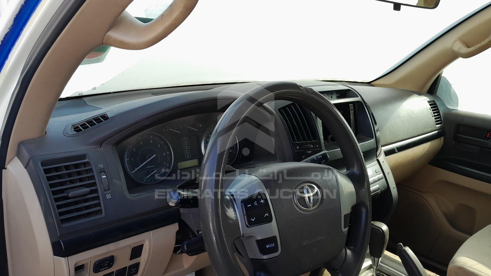 2014 TOYOTA LAND CRUISER VIN: JTMDU09J0E4094446