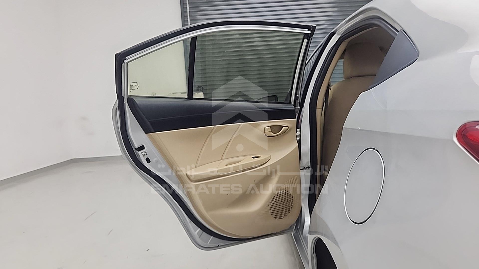 2015 TOYOTA YARIS VIN: MHFBT9F30F6035606