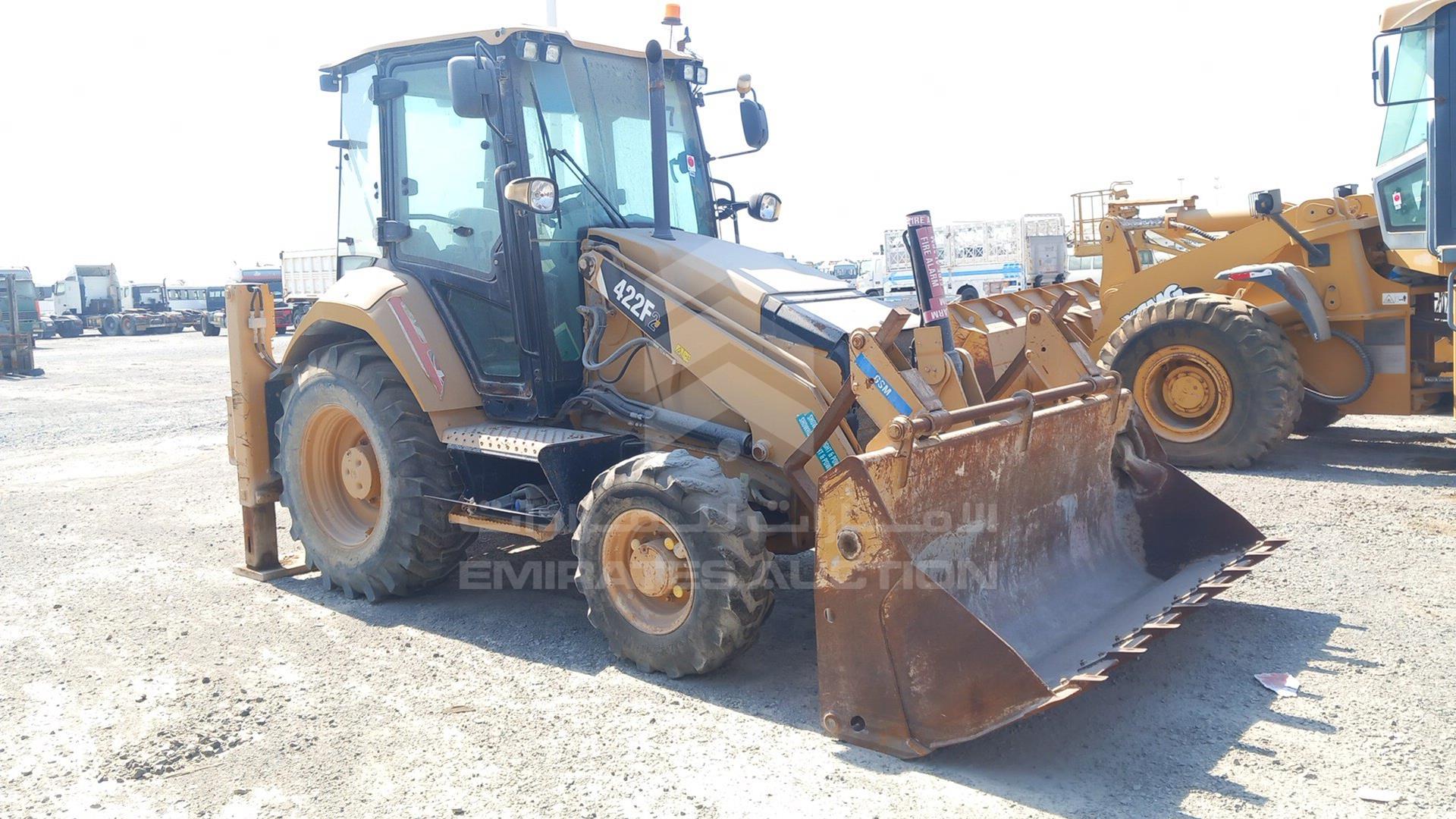 2016 CATERPILLAR 422F VIN: CAT0422FPLYF00460
