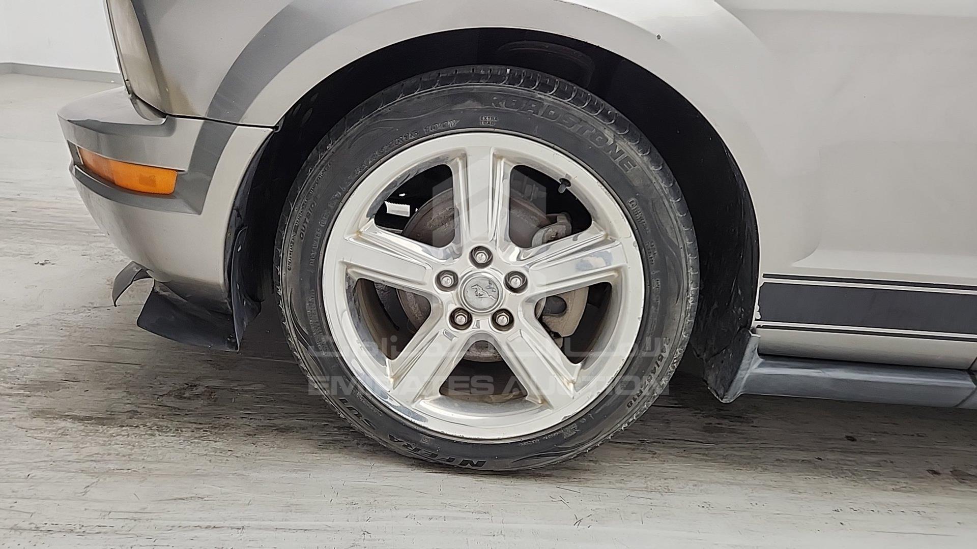 2008 FORD MUSTANG VIN: 1ZVHT80N585164330