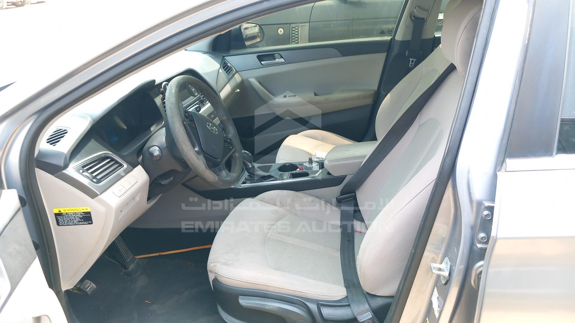 2015 HYUNDAI SONATA VIN: 5NPE24AF8FH039795
