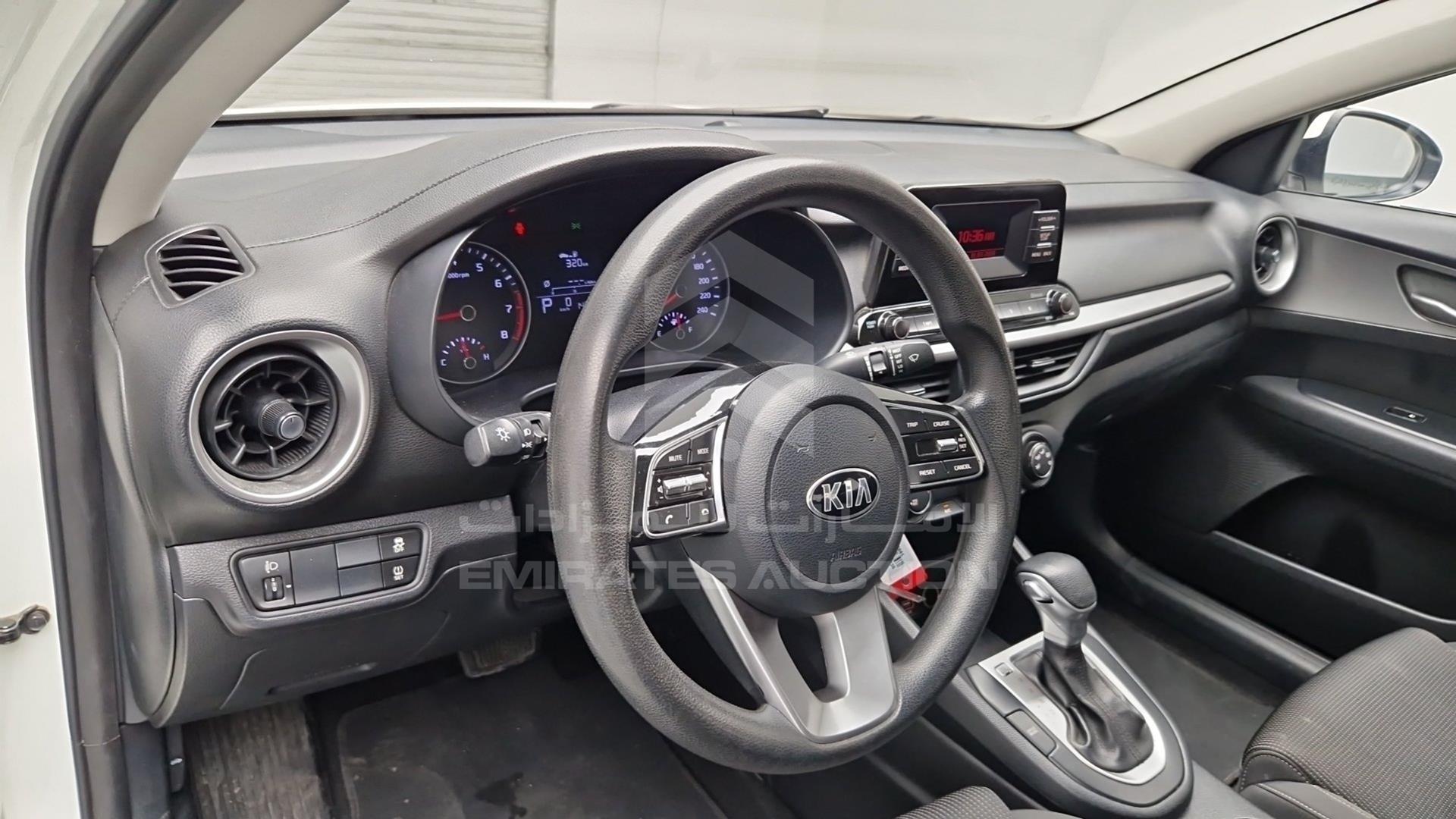 2020 KIA CERATO VIN: KNAF24166L5856938