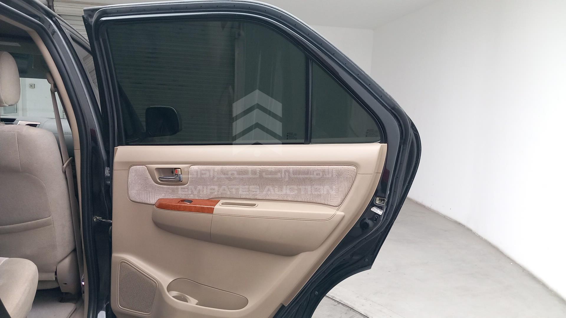 2009 TOYOTA FORTUNER VIN: MHFYU59G397010714