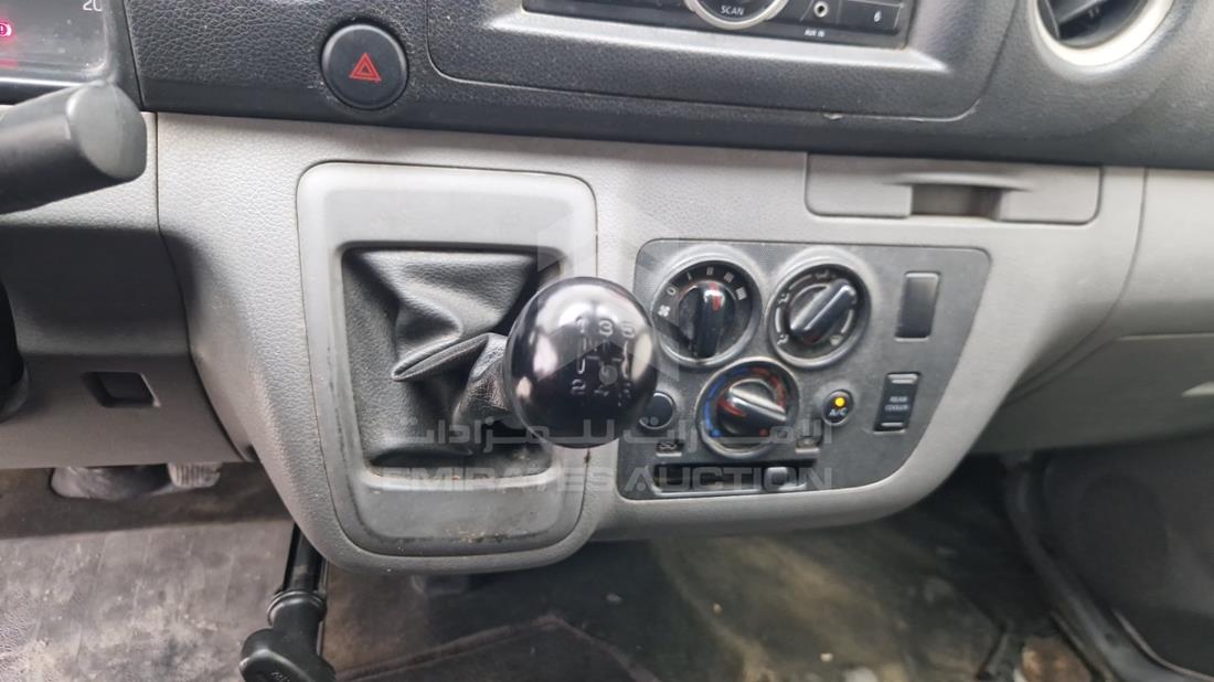 2014 Nissan Urvan — Gear View — Photo 12