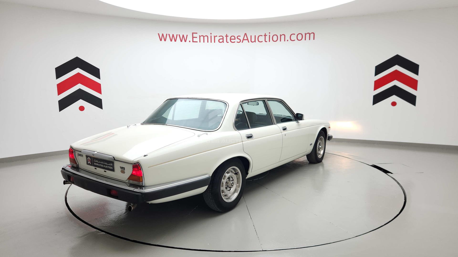 1979 JAGUAR XJ 6 VIN: JBALW4CC306220